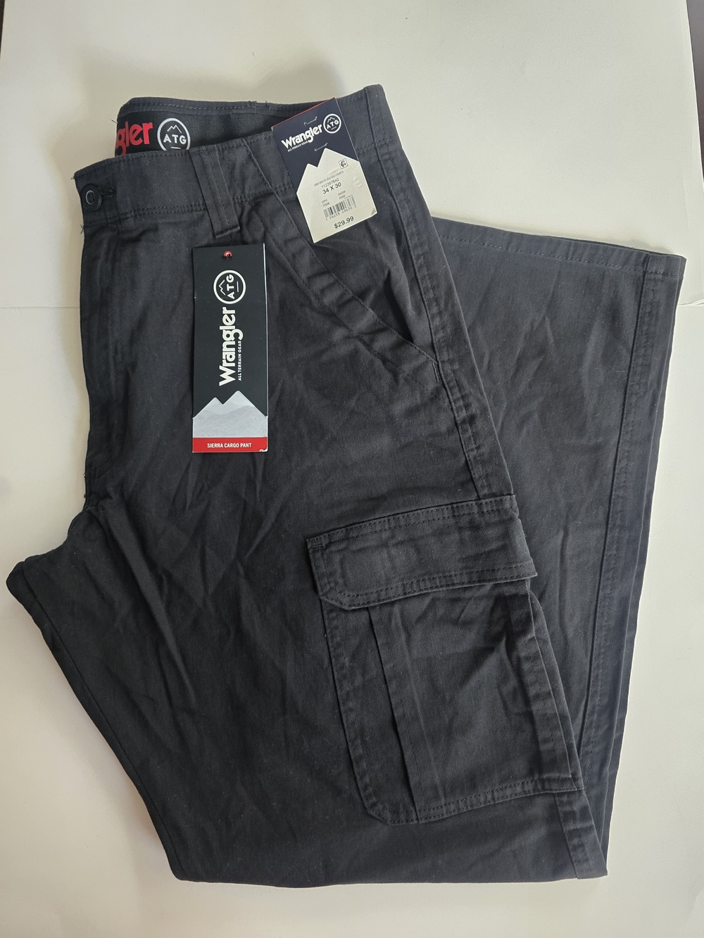 Wrangler Black Men’s Cargo Pants with Utility Pockets